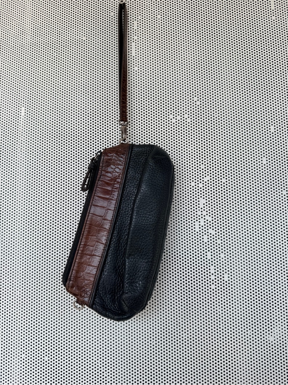 Vtg y2k Brighton Brown and Black Leather croc embossed Wristlet Clutch - Picture 4 of 13